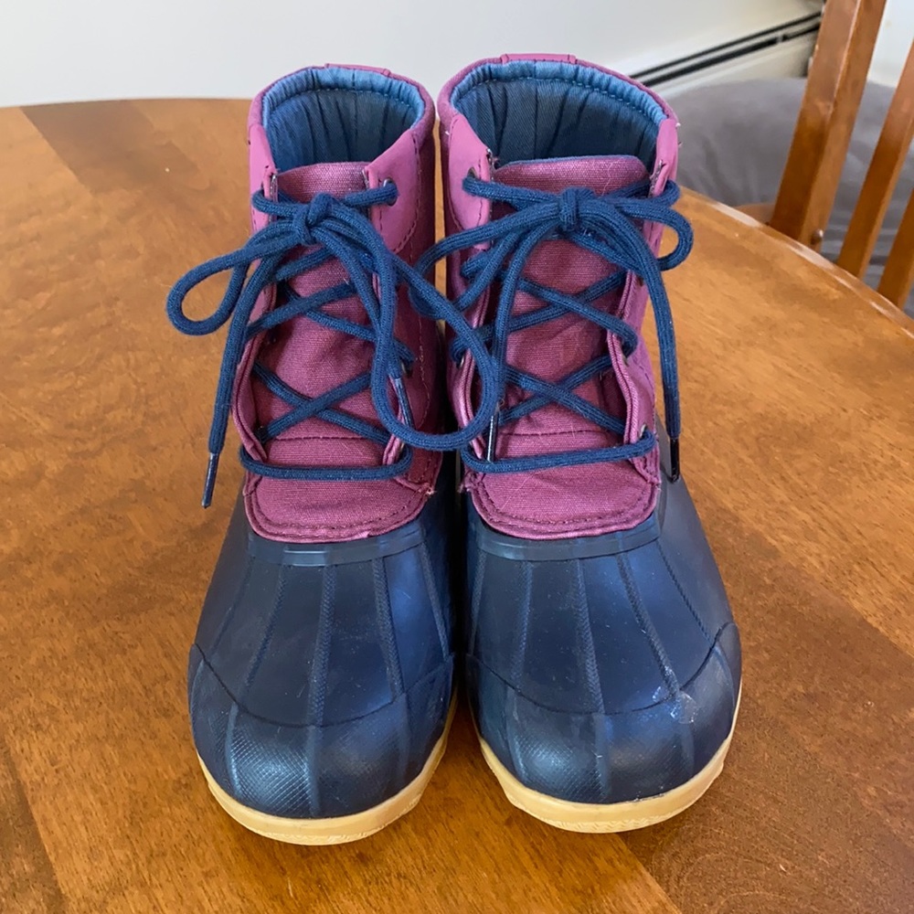 Girls Sperry port boots